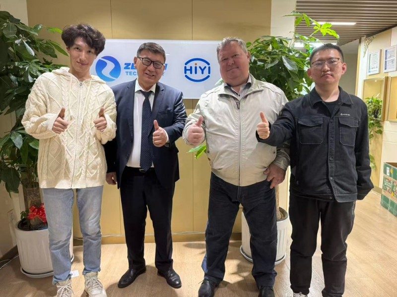 Επεκτείνοντας στην αγορά της Κεντρικής Ασίας, οι πελάτες του Καζακστάν επισκέφτηκαν την τεχνολογία Zetron για να εξερευνήσουν ένα νέο μέλλον για την ασφάλεια του φυσικού αερίου